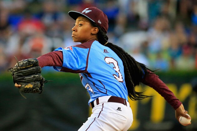 SOUTH WILLIAMSPORT, PA - AUGUST 20:  Mo'ne Davis #3 of Pennsylvania pitches to a Nevada batter during the first inning of the United States division game at the Little League World Series tournament at Lamade Stadium on August 20, 2014 in South Williamsport, Pennsylvania.  (Photo by Rob Carr/Getty Images)
