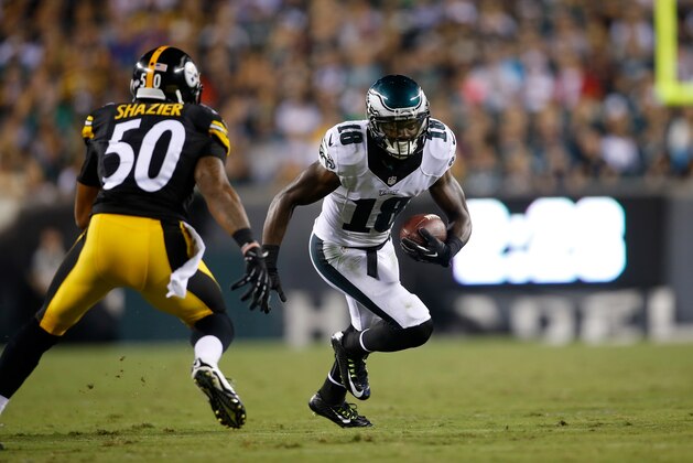 Philadelphia Eagles' Jeremy Maclin runs a catch during the first half of an NFL preseason football game against the Pittsburgh Steelers, Thursday, Aug. 21, 2014, in Philadelphia. (AP Photo/Michael Perez)