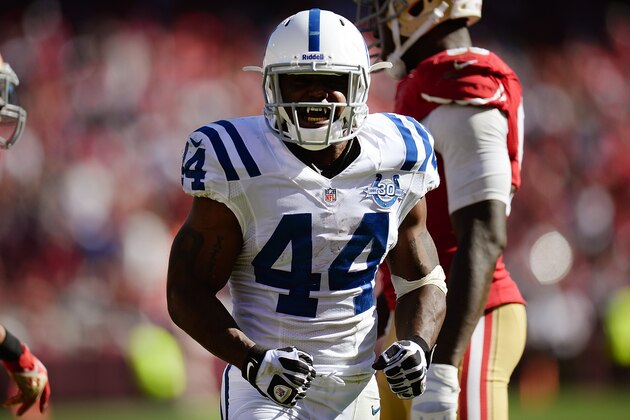 SAN FRANCISCO, CA - SEPTEMBER 22:  Ahmad Bradshaw #44 of the Indianapolis Colts reacts after he rushed for eight yards during the fourth quarter against the San Francisco 49ers at Candlestick Park on September 22, 2013 in San Francisco, California. The Colts won the game 27-7. (Photo by Thearon W. Henderson/Getty Images)