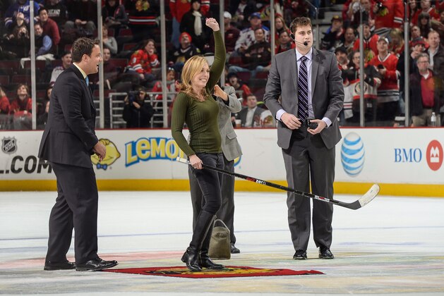 CHICAGO, IL - JANUARY 8:  Sportscaster Linda Cohn reacts after making her shot in between periods of the NHL game between the New York Rangers and the Chicago Blackhawks on January 08, 2014 at the United Center in Chicago, Illinois. (Photo by Bill Smith/NHLI via Getty Images)
