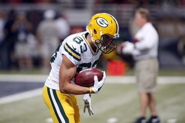 Green Bay Packers wide receiver Jeff Janis warms up before the start of an NFL preseason football game between the St. Louis Rams and the Green Bay Packers Saturday, Aug. 16, 2014, in St. Louis. (AP Photo/Scott Kane)