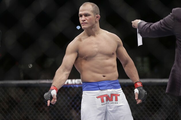 Junior Dos Santos motions to opponent Mark Hunt before fighting  in the UFC 160 mixed martial arts heavyweight bout, Saturday, May 25, 2013, in Las Vegas. (AP Photo/Julie Jacobson)
