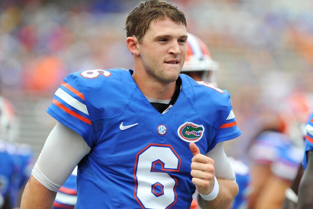 GAINESVILLE, FL - SEPTEMBER 21: Quarterback Jeff Driskel #6 of the Florida Gators warms up for play against the Tennessee Volunteers  September 21, 2013 at Ben Hill Griffin Stadium at Florida Field in Gainesville, Florida.  (Photo by Al Messerschmidt/Getty Images)