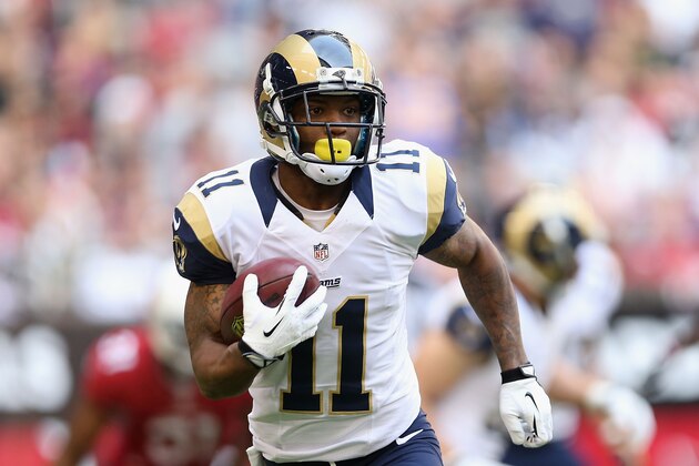 GLENDALE, AZ - DECEMBER 08:  Wide receiver Tavon Austin #11 of the St. Louis Rams runs with the football during the NFL game against the Arizona Cardinals at the University of Phoenix Stadium on December 8, 2013 in Glendale, Arizona. The Cardinals defeated the Rams 30-10.  (Photo by Christian Petersen/Getty Images)