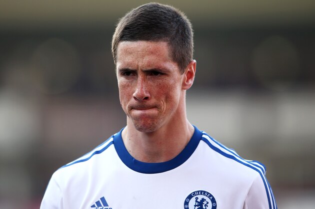 LONDON, ENGLAND - MARCH 29:  A dejected Fernando Torres of Chelsea walks off the pitch following his team's 1-0 defeat during the Barclays Premier League match between Crystal Palace and Chelsea at Selhurst Park on March 29, 2014 in London, England.  (Photo by Scott Heavey/Getty Images)