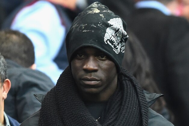 MANCHESTER, ENGLAND - AUGUST 25:  Mario Balotelli of Liverpool looks on prior to the Barclays Premier League match between Manchester City and Liverpool at the Etihad Stadium on August 25, 2014 in Manchester, England.  (Photo by Laurence Griffiths/Getty Images)