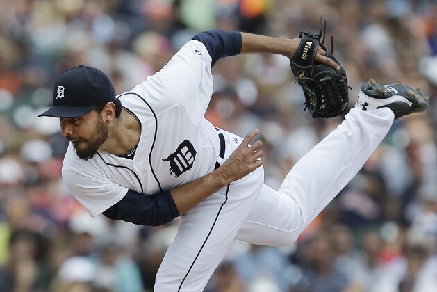 Detroit Tigers pitcher Joakim Soria throws against the Chicago White Sox in the seventh inning of a baseball game in Detroit,  Thursday, July 31, 2014. (AP Photo/Paul Sancya)