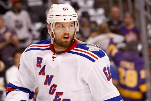 LOS ANGELES, CA - JUNE 13:  Rick Nash #61 of the New York Rangers plays against the Los Angeles Kings during the first period of Game Five of the 2014 Stanley Cup Final at the Staples Center on June 13, 2014 in Los Angeles, California.  (Photo by Rebecca Taylor/NHLI via Getty Images)