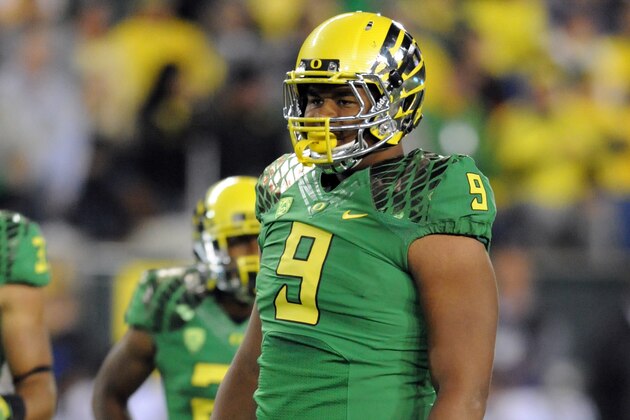 EUGENE, OR - OCTOBER 6: Defensive lineman Arik Armstead #9 of the Oregon Ducks stands at the line of scrimmage during the third quarter of the game against the Washington Huskies on October 6, 2012 at Autzen Stadium in Eugene, Oregon. Oregon won the game 52-21. (Photo by Steve Dykes/Getty Images)