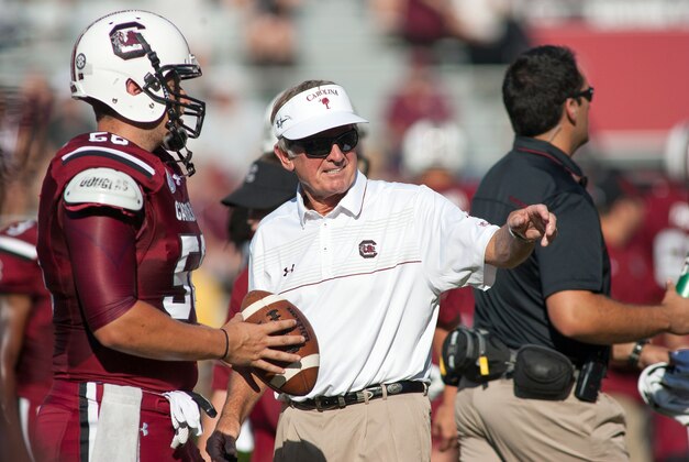 Aug 28, 2014; Columbia, SC, USA; South Carolina Gamecocks head coach Steve Spurrier gives out instructions during warm ups before the game against the Texas A&M Aggies at Williams-Brice Stadium. Mandatory Credit: Jeremy Brevard-USA TODAY Sports