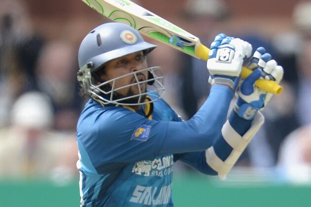 LONDON, ENGLAND - MAY 31:  Tillakaratne Dilshan of Sri Lanka bats during the 4th Royal London One Day International match between England and Sri Lanka at Lord's Cricket Ground on May 31, 2014 in London, England.  (Photo by Gareth Copley/Getty Images)