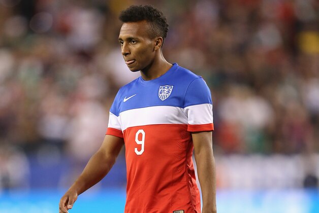 GLENDALE, AZ - APRIL 02:  Julian Green #9 of USA awaits a corner kick during the second half of the International Friendly against Mexico at University of Phoenix Stadium on April 2, 2014 in Glendale, Arizona. Mexico and USA played to a 2-2 tie. (Photo by Christian Petersen/Getty Images)