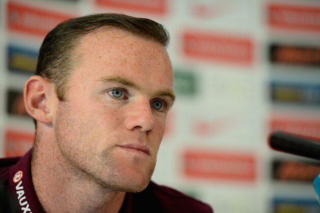 HERTFORD, ENGLAND - SEPTEMBER 02:  Wayne Rooney of England talkds to the media during an England press conference at The Grove Hotel on September 2, 2014 in Hertford, England.  (Photo by Jamie McDonald/Getty Images)