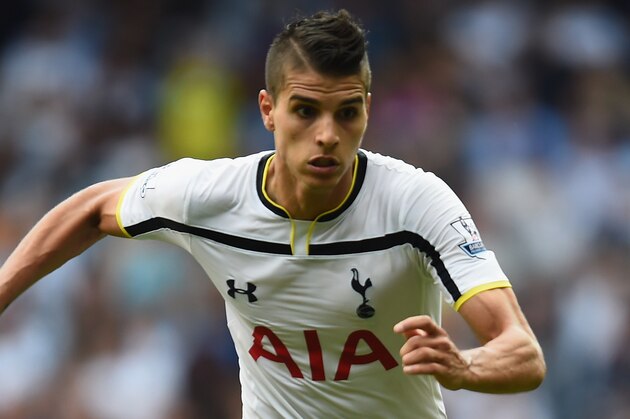 LONDON, ENGLAND - AUGUST 31:  Erik Lamela of Spurs runs with the ball during the Barclays Premier League match between Tottenham Hotspur and Liverpool at White Hart Lane on August 31, 2014 in London, England.  (Photo by Jamie McDonald/Getty Images)