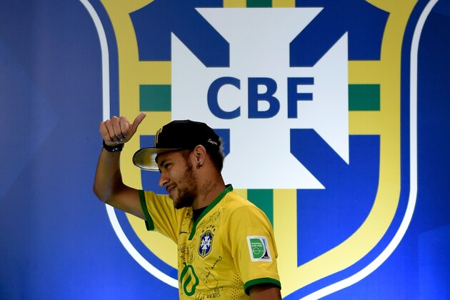 TERESOPOLIS, BRAZIL - JULY 10:  Neymar attends a press conference on July 10, 2014 in Teresopolis, Brazil.  (Photo by Buda Mendes/Getty Images)