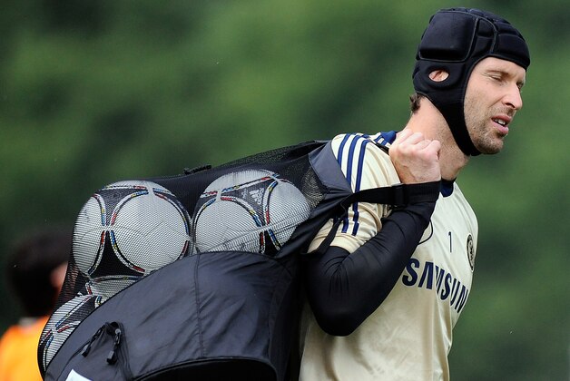PHILADELPHIA, PA - JULY 23:  Petr Cech #1 of Chelsea FC takes part in a training session prior to the 2012 MLS All-Star Game at NovaCare Complex on July 23, 2012 in Philadelphia, Pennsylvania.  (Photo by Patrick McDermott/Getty Images)