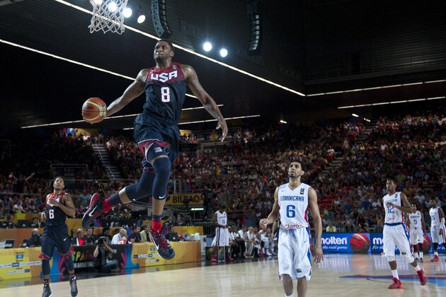 Rudy Gay of the US dunks the ball during the Group C Basketball World Cup match against Dominican Republic, in Bilbao, northern Spain, Wednesday, Sept. 3, 2014. The 2014 Basketball World Cup competition take place in various cities in Spain from Aug. 30 to Sept. 14. (AP Photo/Alvaro Barrientos)