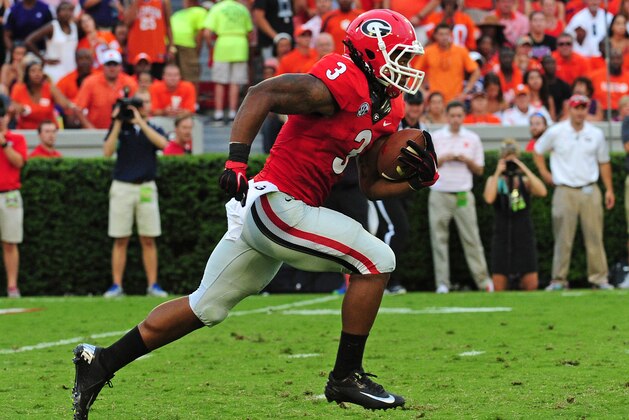 ATHENS, GA - AUGUST 30:  Todd Gurley #3 of the Georgia Bulldogs returns a second-quarter kickoff for a 100-yard touchdown against the Clemson Tigers at Sanford Stadium on August 30, 2014 in Athens, Georgia. (Photo by Scott Cunningham/Getty Images)