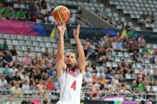 BARCELONA, SPAIN - SEPTEMBER 6: Stephen Curry #4 of the USA Basketball Men's National Team shoots against the Mexico National Team at Palau Sant Jordi on September 6, 2014 in Barcelona, Spain.  NOTE TO USER: User expressly acknowledges and agrees that, by downloading and/or using this Photograph, user is consenting to the terms and conditions of the Getty Images License Agreement. Mandatory Copyright Notice: Copyright 2014 NBAE (Photo by Garrett Ellwood/NBAE via Getty Images)