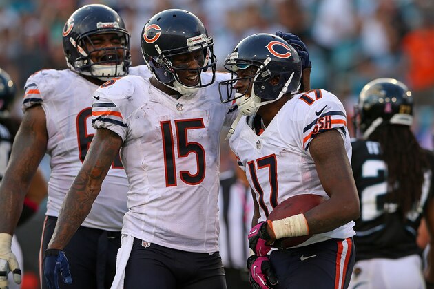 JACKSONVILLE, FL - OCTOBER 07:  Alshon Jeffery #17 of the Chicago Bears is congratulated by  Brandon Marshall #15 after scoring a touchdown during a game against the Jacksonville Jaguars at EverBank Field on October 7, 2012 in Jacksonville, Florida.  (Photo by Mike Ehrmann/Getty Images)