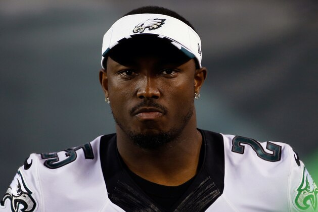 Philadelphia Eagles' LeSean McCoy walks the sidelines during the second half of an NFL preseason football game against the New York Jets, Thursday, Aug. 28, 2014, in Philadelphia. (AP Photo/Michael Perez)