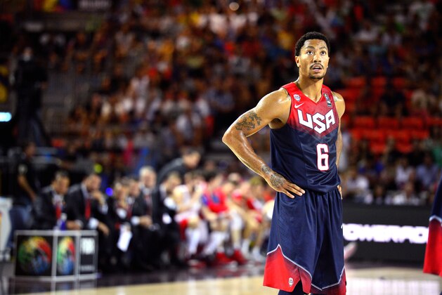 BILBAO, SPAIN - AUGUST 31: Derrick Rose #6 of the USA Basketball Men's National Team during the game against the Turkey Basketball Men's National Team during the 2014 FIBA World Cup at Bizkaia Arena in Bilbao Exhibition Centre on August 31, 2014 in Bilbao, Spain.  NOTE TO USER: User expressly acknowledges and agrees that, by downloading and/or using this Photograph, user is consenting to the terms and conditions of the Getty Images License Agreement. Mandatory Copyright Notice: Copyright 2014 NBAE (Photo by David Dow/NBAE via Getty Images)
