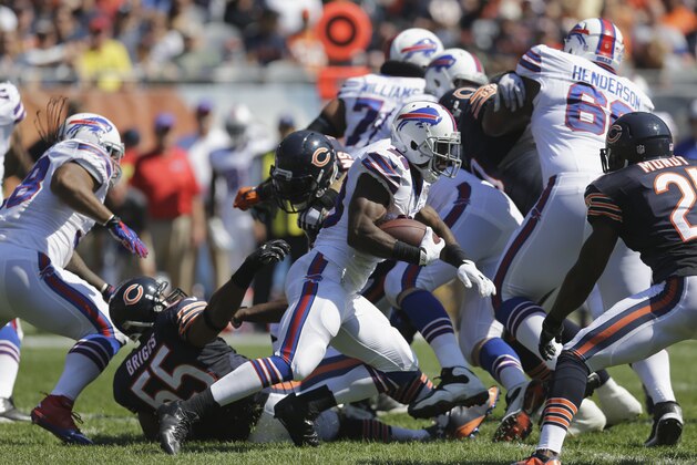 Buffalo Bills running back C.J. Spiller (28) rushes against the Chicago Bears during the second half of an NFL football game Sunday, Sept. 7, 2014, in Chicago. (AP Photo/Nam Y. Huh)
