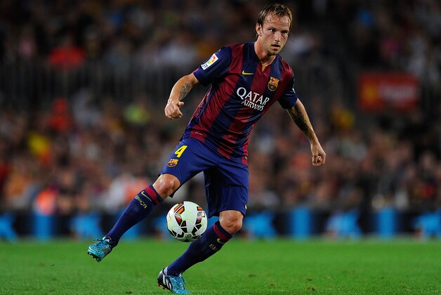 BARCELONA, SPAIN - AUGUST 24:  Ivan Rakitic  of FC Barcelona in action during the La Liga match between FC Barcelona and Elche FC at Camp Nou stadium on August 24, 2014 in Barcelona, Spain.  (Photo by Denis Doyle/Getty Images)