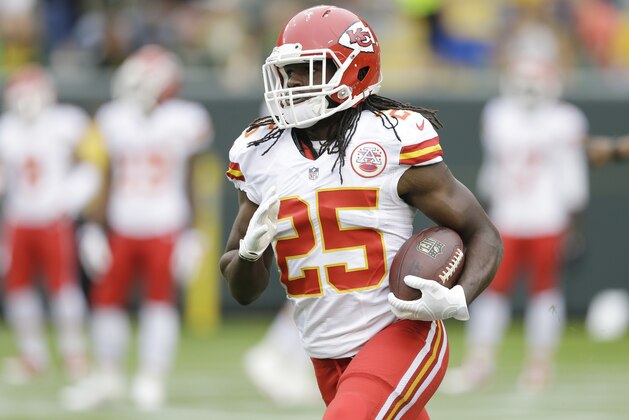 Kansas City Chiefs' Jamaal Charles runs before an NFL football preseason game against the Green Bay Packers Thursday, Aug. 28, 2014, in Green Bay, Wis. (AP Photo/Tom Lynn)