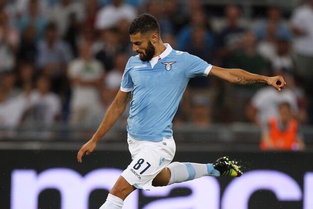 ROME, ITALY - AUGUST 24: Antonio Candreva of SS Lazio scores the opening goal during the TIM Cup match between SS Lazio and Bassano FC at Olimpico Stadium on August 24, 2014 in Rome, Italy.  (Photo by Paolo Bruno/Getty Images)