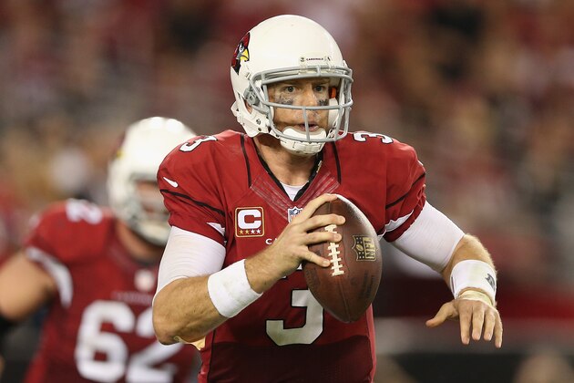 GLENDALE, AZ - SEPTEMBER 08:  Quarterback Carson Palmer #3 of the Arizona Cardinals scrambles with the football during the NFL game against the San Diego Chargers at the University of Phoenix Stadium on September 8, 2014 in Glendale, Arizona. The Cardinals defeated the Chargers 18-17.  (Photo by Christian Petersen/Getty Images)
