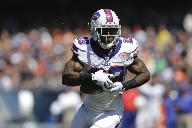 Buffalo Bills running back C.J. Spiller (28) makes a touchdown run during the first half of an NFL football game against the Chicago Bears Sunday, Sept. 7, 2014, in Chicago. (AP Photo/Nam Y. Huh)