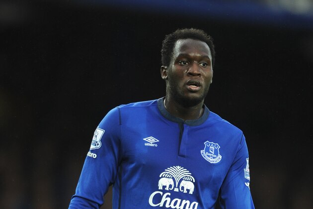 LIVERPOOL, ENGLAND - AUGUST 30: Romelu Lukaku of Everton looks on during the Barclays Premier League match between Everton and Chelsea at Goodison Park on August 30, 2014 in Liverpool, England.  (Photo by Chris Brunskill/Getty Images)