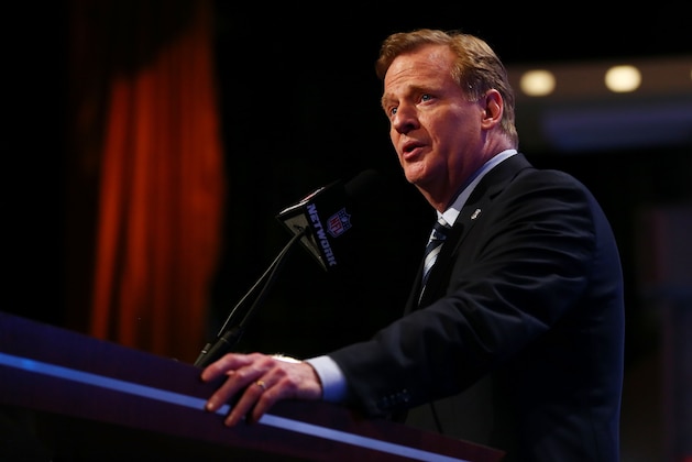 NEW YORK, NY - MAY 08:  NFL Commissioner Roger Goodell speaks during the first round of the 2014 NFL Draft at Radio City Music Hall on May 8, 2014 in New York City.  (Photo by Elsa/Getty Images)