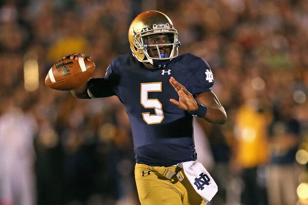 SOUTH BEND, IN - SEPTEMBER 06:  Everett Golson #5 of the Notre Dame Fighting Irish passes against the Michigan Wolverines at Notre Dame Stadium on September 6, 2014 in South Bend, Indiana. Notre Dame defeated Michigan 31-0.  (Photo by Jonathan Daniel/Getty Images)