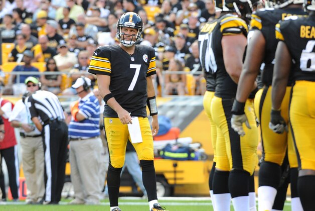 Pittsburgh Steelers quarterback Ben Roethlisberger (7) walks to the huddle during the fourth quarter of an NFL football game against the Cleveland Browns on Sunday, Sept. 7, 2014, in Pittsburgh. Pittsburgh won 30-27. (AP Photo/Don Wright)