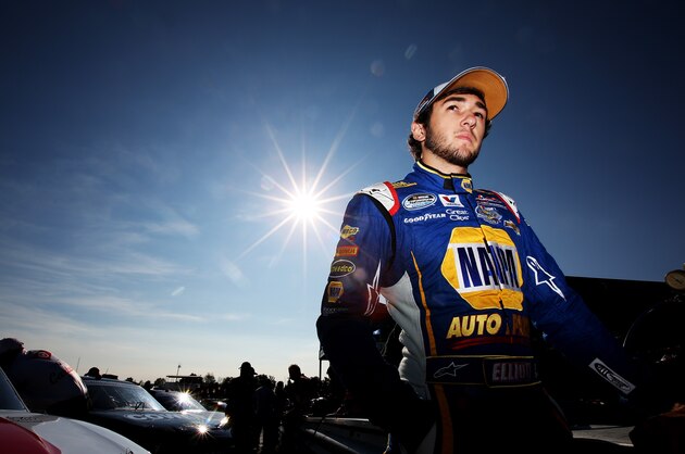 LEXINGTON, OH - AUGUST 16:  Chase Elliott, driver of the #9 NAPA Auto Parts Chevrolet waits on pit road during qualifying for the Nationwide Children's 200 at Mid-Ohio Sports Car Course on August 16, 2014 in Lexington, Ohio.  (Photo by Nick Laham/Getty Images)