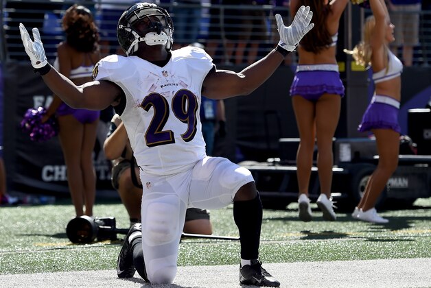 BALTIMORE, MD - SEPTEMBER 07: Running back Justin Forsett #29 of the Baltimore Ravens celebrates after scoring a touchdown during an NFL football game against the Cincinnati Bengals at M&T Bank Stadium on September 7, 2014 in Baltimore, Maryland.  (Photo by Patrick Smith/Getty Images)