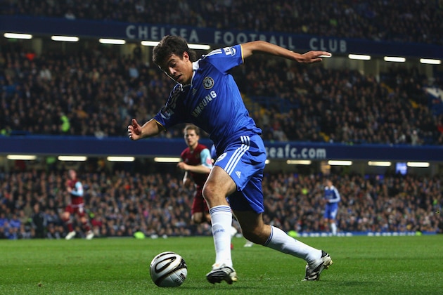 LONDON - NOVEMBER 12:  Franco Di Santo of Chelsea in action during the Carling Cup Fourth Round match between Chelsea and Burnley at Stamford Bridge on November 12, 2008 in London, England.  (Photo by Ryan Pierse/Getty Images)