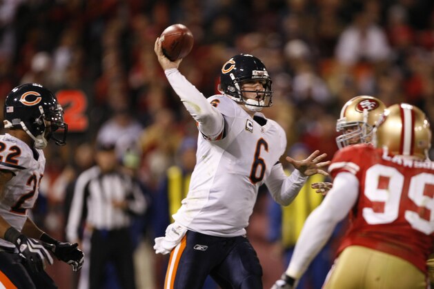 Chicago Bears' Jay Cutler (6) in action during the fourth quarter of an NFL football game in San Francisco, Thursday, Nov. 12, 2009. (AP Photo/Marcio Jose Sanchez)
