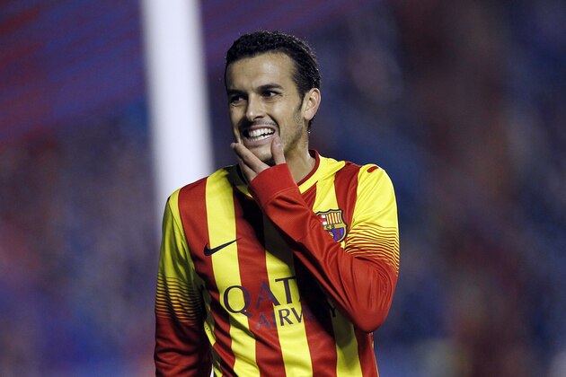 Barcelona's Pedro Rodriguez fails to score against Levante during their La Liga soccer match at the Ciutat de Valencia stadium in Valencia, Spain, Sunday, Jan. 19, 2014. (AP Photo/Alberto Saiz)