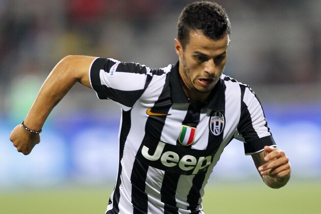 REGGIO NELL'EMILIA, ITALY - AUGUST 23:  Sebastian Giovinco of FC Juventus in action during the TIM Pre-season Tournament between US Sassuolo, FC Juventus and AC Milan at Mapei Stadium - Citta' del Tricolore on August 23, 2014 in Reggio nell'Emilia, Italy.  (Photo by Paolo Bruno/Getty Images)