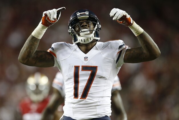 Chicago Bears wide receiver Alshon Jeffery (17) against the San Francisco 49ers during an NFL football game in Santa Clara, Calif., Sunday, Sept. 14, 2014. (AP Photo/Tony Avelar)