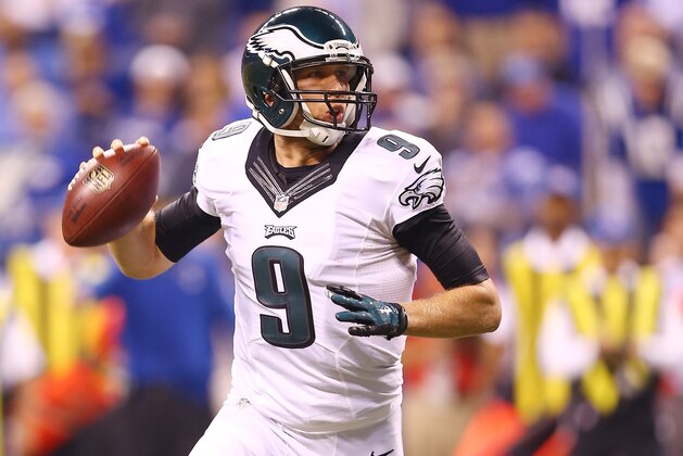 INDIANAPOLIS, IN - SEPTEMBER 15:  Quarterback Nick Foles #9 of the Philadelphia Eagles looks to pass against the Indianapolis Colts during a game at Lucas Oil Stadium on September 15, 2014 in Indianapolis, Indiana.  (Photo by Andy Lyons/Getty Images)