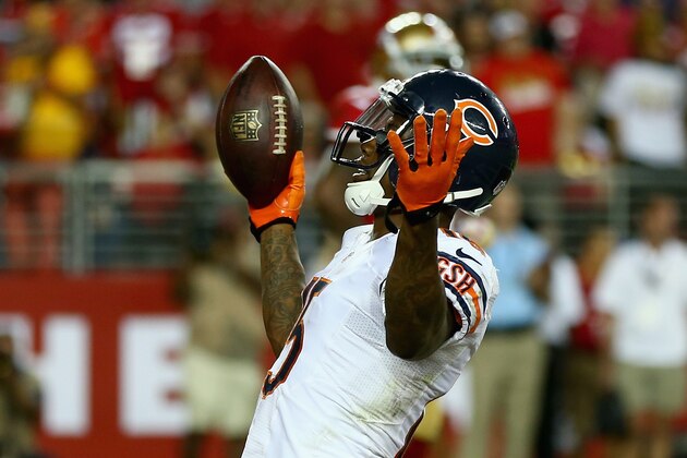 SANTA CLARA, CA - SEPTEMBER 14: Wide receiver Brandon Marshall #15 of the Chicago Bears celebrates after scoring his second touchdown of the game against the San Francisco 49ers in the fourth quarter at Levi's Stadium on September 14, 2014 in Santa Clara, California. The Bears defeated the 49ers 28-20. (Photo by Jeff Gross/Getty Images)