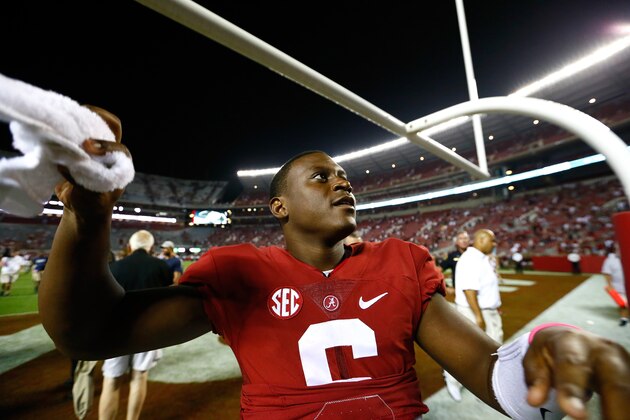 TUSCALOOSA, AL - SEPTEMBER 13:  Blake Sims #6 of the Alabama Crimson Tide tosses his towel in the stands after their 52-12 win over the Southern Miss Golden Eagles at Bryant-Denny Stadium on September 13, 2014 in Tuscaloosa, Alabama.  (Photo by Kevin C. Cox/Getty Images)