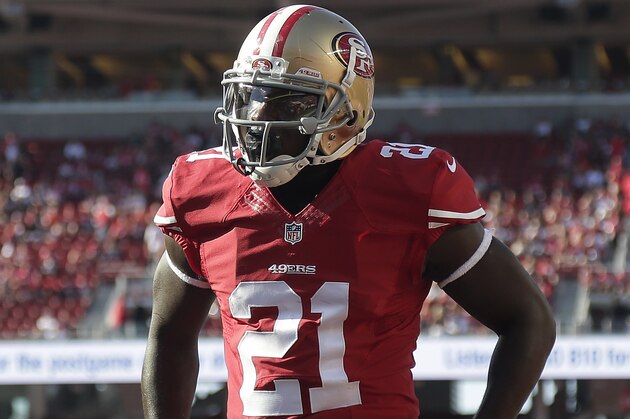 San Francisco 49ers running back Frank Gore (21) warms up before an NFL football game against the Chicago Bears in Santa Clara, Calif., Sunday, Sept. 14, 2014. (AP Photo/Marcio Jose Sanchez)