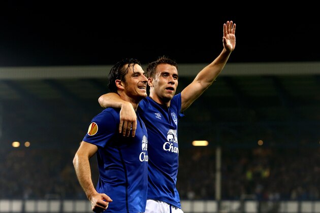 LIVERPOOL, ENGLAND - SEPTEMBER 18:  Seamus Coleman (R) of Everton celebrates with teammate Leighton Baines of Everton after scoring his team's second goal during the UEFA Europa League Group H match between Everton and VFL Wolfsburg on September 18, 2014 in Liverpool, United Kingdom.  (Photo by Jan Kruger/Getty Images)
