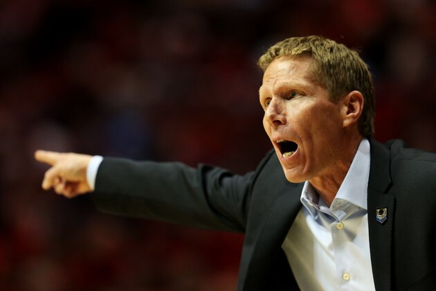 SAN DIEGO, CA - MARCH 23:  Head coach Mark Few of the Gonzaga Bulldogs reacts in the first half against the Arizona Wildcats during the third round of the 2014 NCAA Men's Basketball Tournament at Viejas Arena on March 23, 2014 in San Diego, California.  (Photo by Jeff Gross/Getty Images)