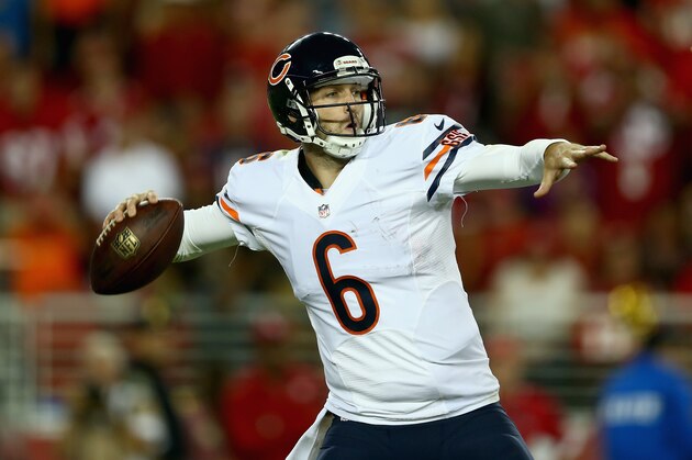 SANTA CLARA, CA - SEPTEMBER 14:  Quarterback Jay Cutler #6 of the Chicago Bears drops back to pass against the San Francisco 49ers at Levi's Stadium on September 14, 2014 in Santa Clara, California.  (Photo by Jeff Gross/Getty Images)